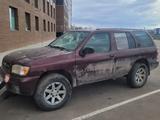 Nissan Pathfinder 1999 года за 1 500 000 тг. в Астана – фото 2