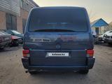 Volkswagen Caravelle 1993 года за 4 200 000 тг. в Караганда – фото 5