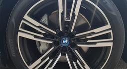 BMW i7 2022 года за 76 000 000 тг. в Алматы – фото 3