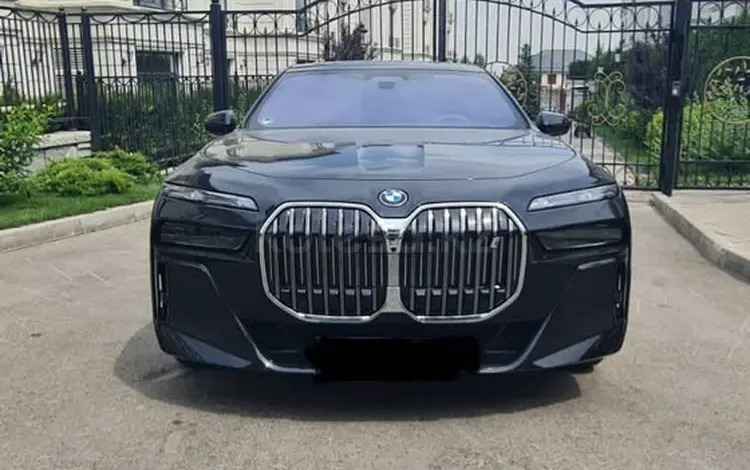 BMW i7 2022 года за 76 000 000 тг. в Алматы