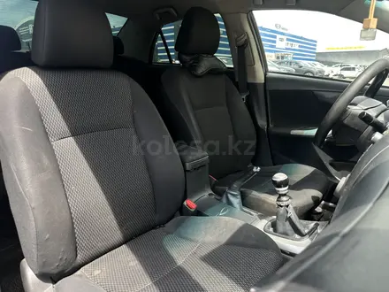 Toyota Corolla 2012 года за 3 250 000 тг. в Караганда – фото 22