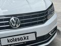 Volkswagen Passat 2017 года за 9 300 000 тг. в Алматы – фото 7
