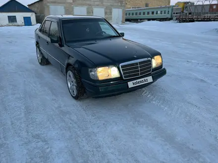 Mercedes-Benz E 220 1995 года за 2 900 000 тг. в Караганда – фото 7