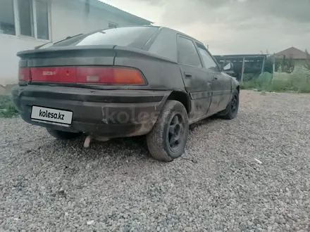 Mazda 323 1992 года за 250 000 тг. в Алматы – фото 2