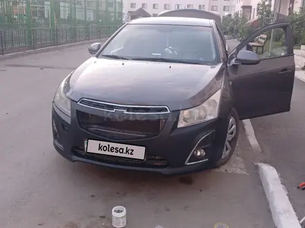 Chevrolet Cruze 2013 года за 2 200 000 тг. в Астана – фото 14