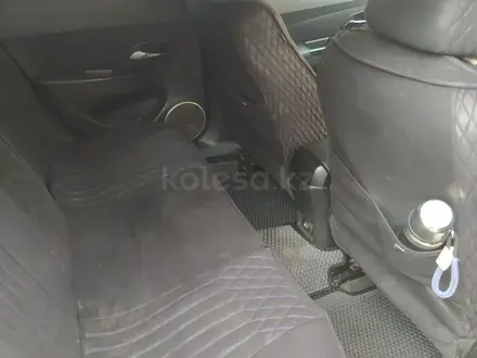 Chevrolet Cruze 2013 года за 2 200 000 тг. в Астана – фото 6