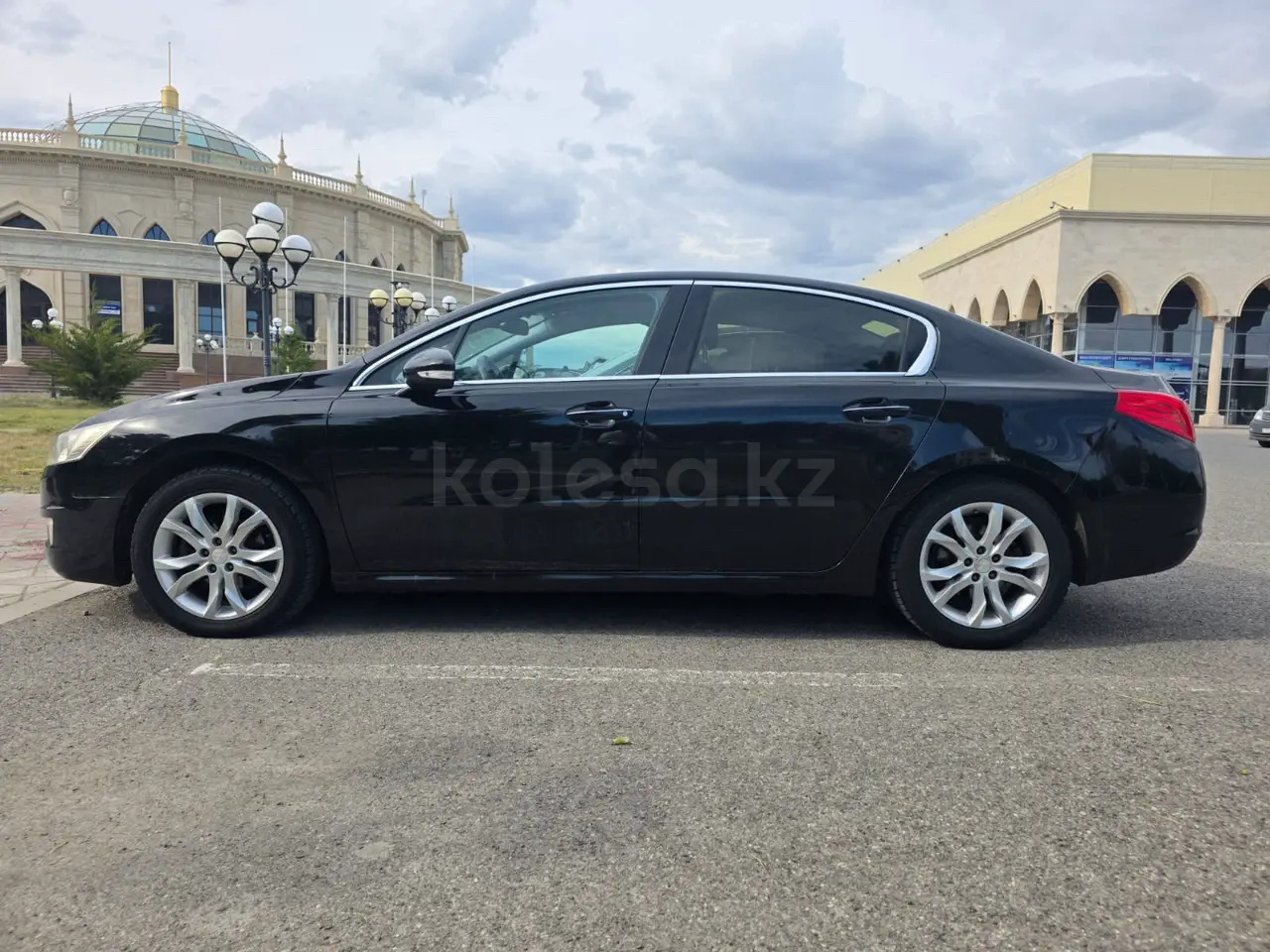 Peugeot 508, 2011