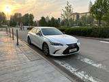 Lexus ES 250 2020 годаүшін23 500 000 тг. в Астана – фото 4