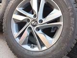Диски R 16 с зимними шинами 205/65/16 (киа, хюндай, ниссан, митсубиси) за 180 000 тг. в Шымкент