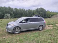 Toyota Sienna 2014 года за 14 000 000 тг. в Жанаозен