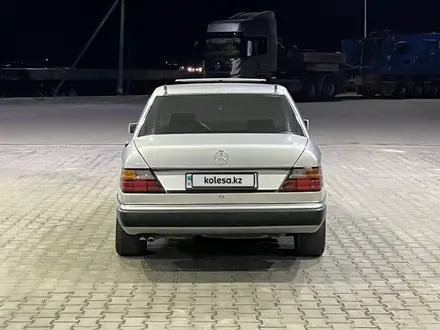 Mercedes-Benz E 280 1993 года за 2 700 000 тг. в Алматы – фото 7