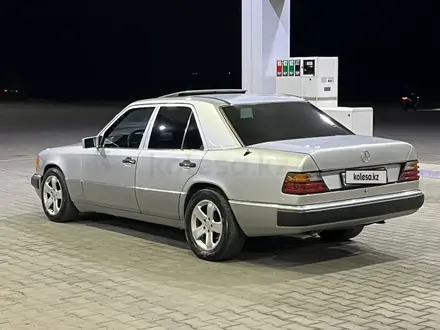 Mercedes-Benz E 280 1993 года за 2 700 000 тг. в Алматы – фото 8