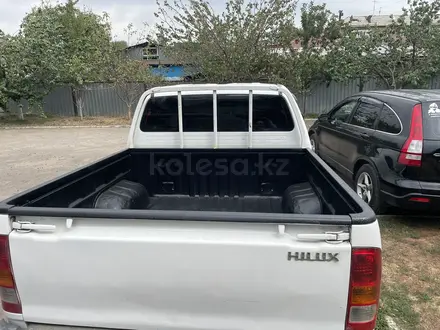 Toyota Hilux 2010 года за 7 800 000 тг. в Алматы – фото 2