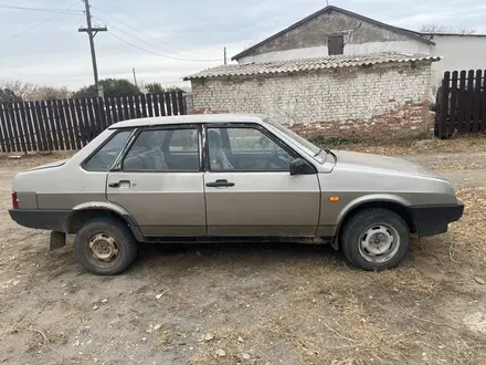 ВАЗ (Lada) 21099 2002 года за 430 000 тг. в Уральск – фото 2