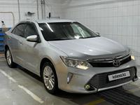 Toyota Camry 2015 годаfor9 800 000 тг. в Астана