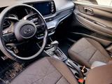 Hyundai Bayon 2024 годаүшін8 500 000 тг. в Семей – фото 3