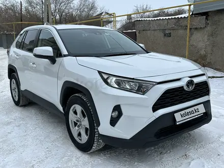 Toyota RAV4 2022 года за 14 900 000 тг. в Караганда – фото 4