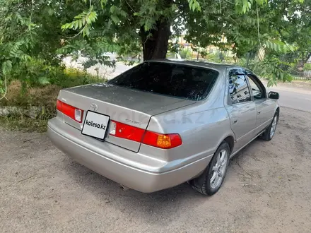 Toyota Camry 1999 года за 3 600 000 тг. в Кордай – фото 2