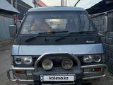 Mitsubishi Delica 1993 года за 1 500 000 тг. в Алматы – фото 2