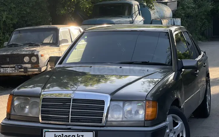 Mercedes-Benz E 230 1992 года за 1 000 000 тг. в Алматы