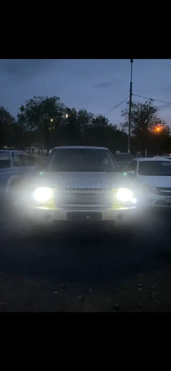 Land Rover Range Rover, 2004