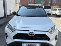 Toyota RAV4 2021 года за 20 000 000 тг. в Алматы