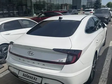 Hyundai Sonata 2020 года за 11 500 000 тг. в Алматы – фото 3