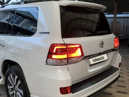 Toyota Land Cruiser 2020 года за 38 200 000 тг. в Алматы – фото 8