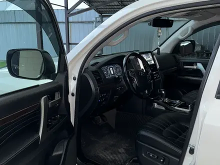 Toyota Land Cruiser 2020 года за 38 200 000 тг. в Алматы – фото 22
