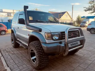 Mitsubishi Pajero, 1992