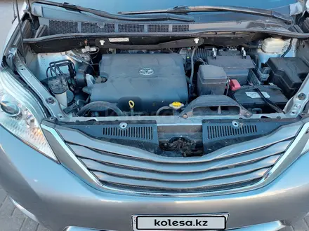 Toyota Sienna 2014 года за 10 800 000 тг. в Актобе – фото 34