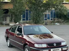 Volkswagen Passat, 1994