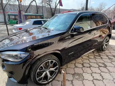 BMW X5 2016 года за 22 000 000 тг. в Алматы – фото 22
