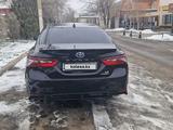 Toyota Camry 2022 года за 15 000 000 тг. в Тараз – фото 4