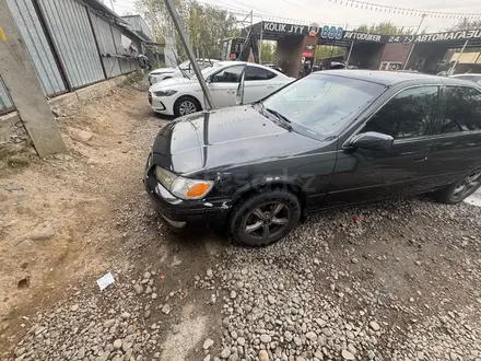 Toyota Camry 2000 года за 2 900 000 тг. в Алматы – фото 5