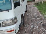 Toyota Hiace 1997 года за 1 500 000 тг. в Есик – фото 2