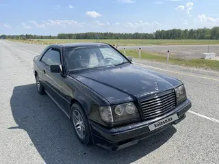 Mercedes-Benz E 230