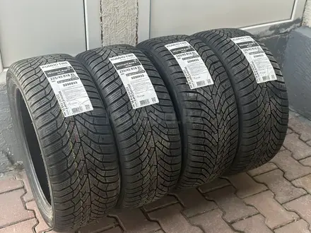 KUMHO WinerCraft 235/45 R18 за 200 000 тг. в Алматы