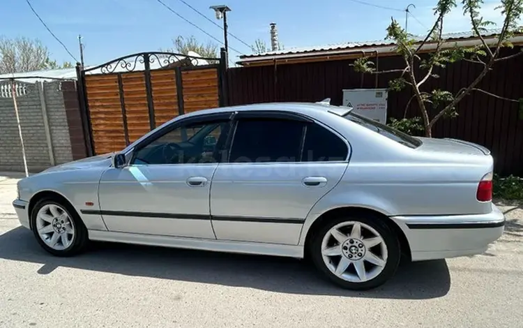 BMW 520 1997 годаүшін2 300 000 тг. в Тараз