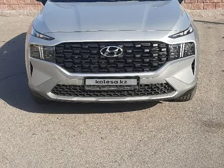 Hyundai Santa Fe 2023 года за 16 000 000 тг. в Алматы