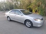 Toyota Camry 2001 годаүшін4 500 000 тг. в Уральск – фото 2