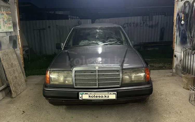 Mercedes-Benz E 260 1990 годаүшін1 600 000 тг. в Алматы