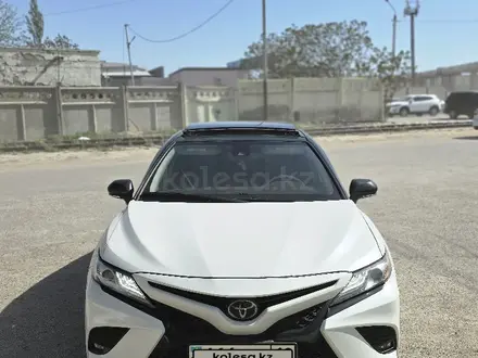 Toyota Camry 2020 года за 14 500 000 тг. в Актау