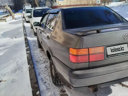 Volkswagen Vento 1993 года за 1 800 000 тг. в Караганда – фото 16