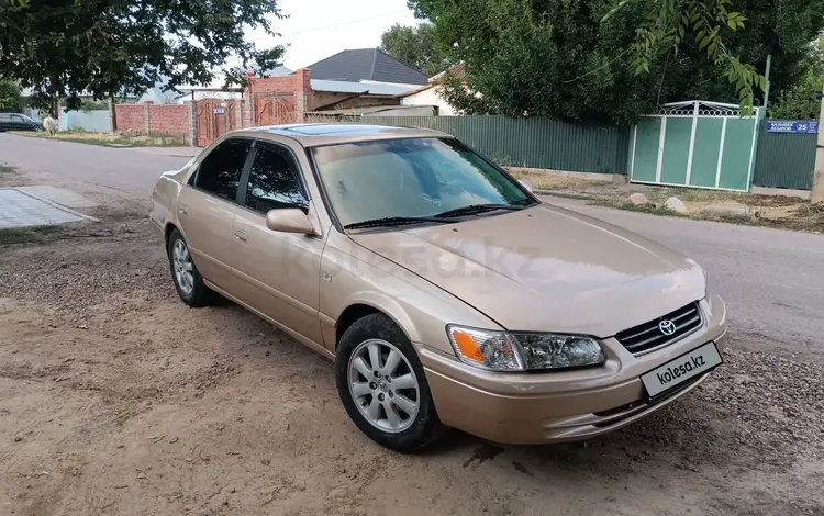 Toyota Camry 2001 годаүшін3 400 000 тг. в Шымкент