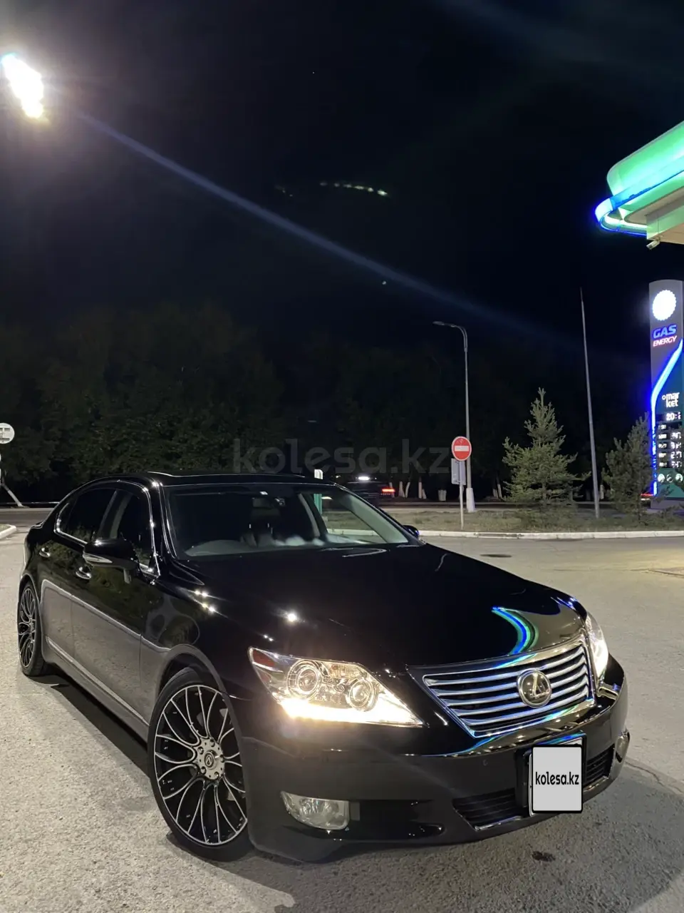 Lexus ls-460, 2011