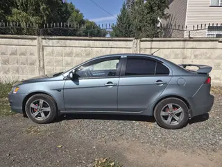 Mitsubishi Lancer