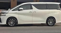 Toyota Vellfire 2016 годаүшін18 000 000 тг. в Алматы – фото 2