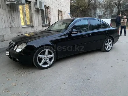 Mercedes-Benz E 500 2007 года за 7 900 000 тг. в Алматы