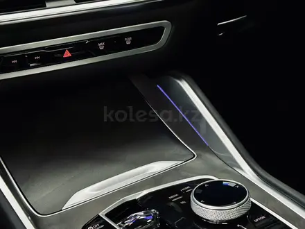 BMW X6 XDrive 40i 2025 года за 66 000 000 тг. в Алматы – фото 11